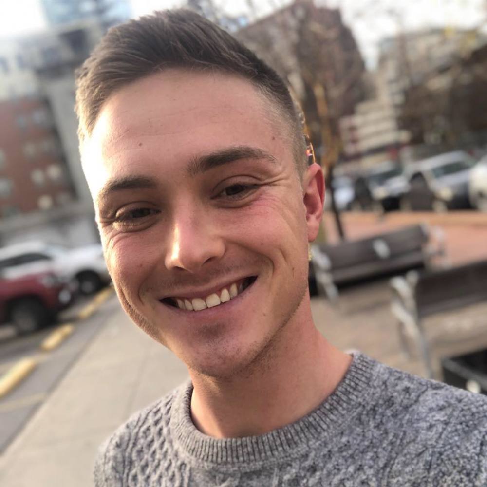 Meet your Posher, Evan
